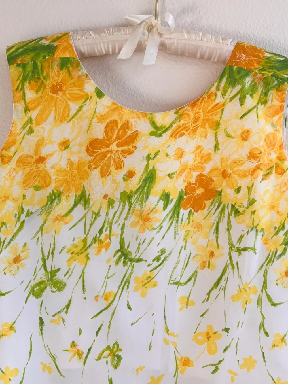 Vintage 1960s Yellow Floral Print Spring Dress (M) - Picture 6 of 13